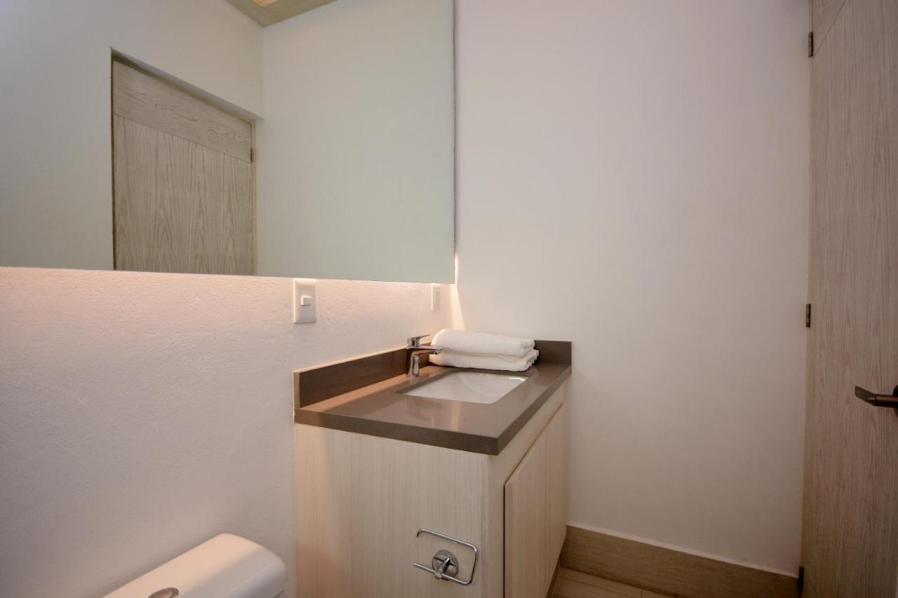 Mayan Monk Suites Playa del Carmen Exteriör bild